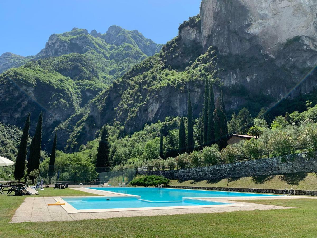 リーヴァ・デル・ガルダSky&Pool Domアパートメント エクステリア 写真